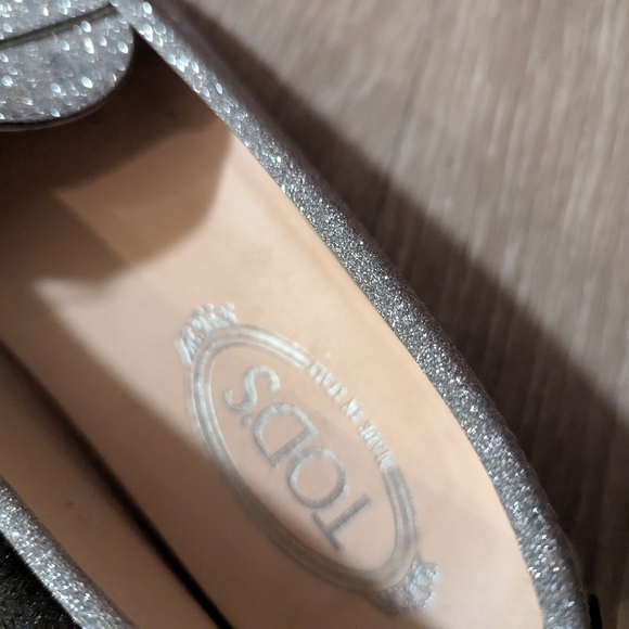 Tod's Gray Moccasin-Style Shoes with Suede Finish - Picture 9 of 12